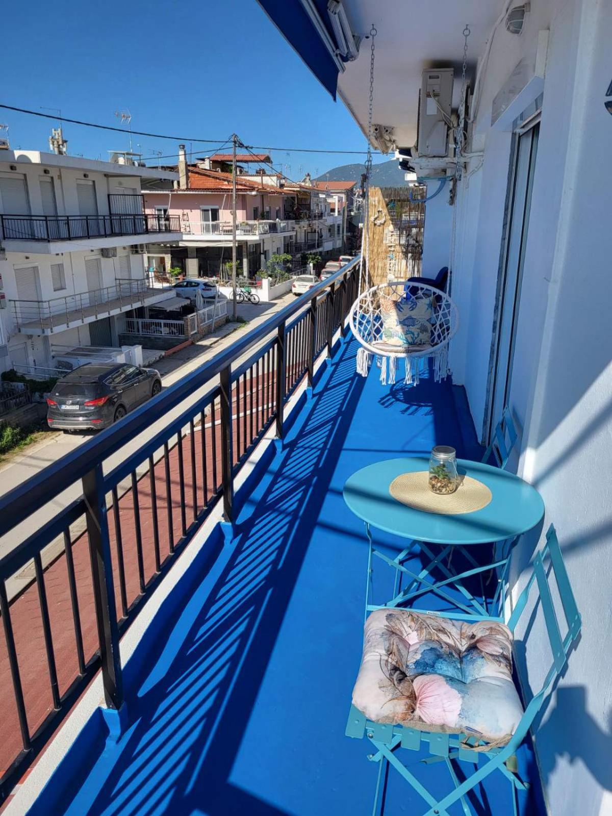 Upper Deck Apt. Apartment Nea Peramos  Exterior photo